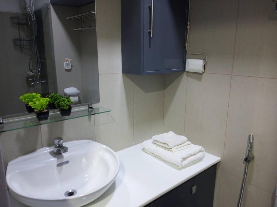 Casa Cintores Condo Near Picc With Free Parking มะนิลา ภายนอก รูปภาพ